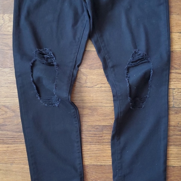 Levi's 721 High Rise Skinny Jeans: Busted Knees - Picture 5 of 10